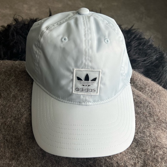 Sleek strap-back hat Womens originals - Picture 4 of 7